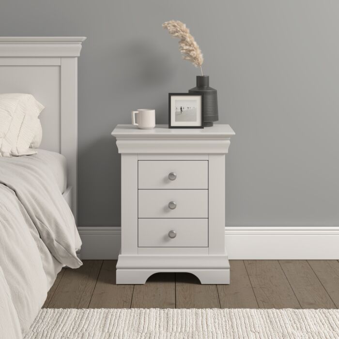 Bordeaux bedside